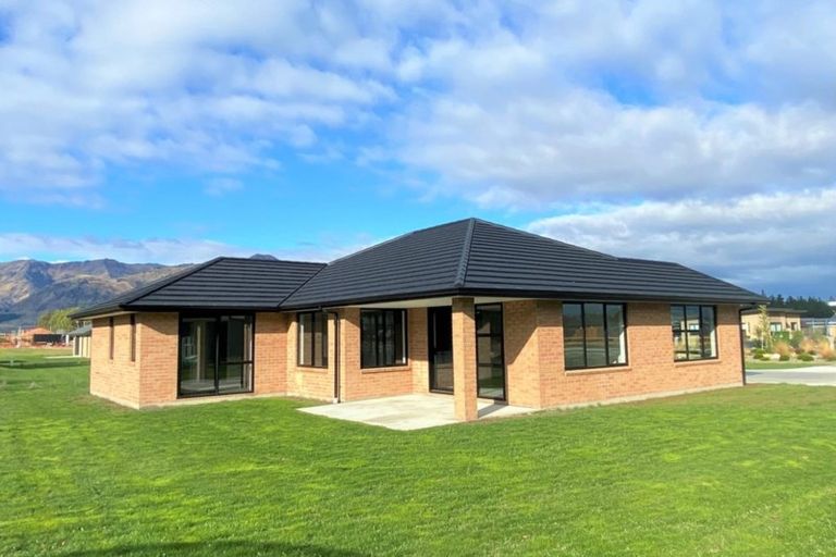 Photo of property in 29 Timsfield Drive, Lake Hawea, Wanaka, 9382