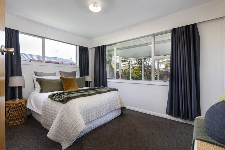 Photo of property in 15b Newbourne Crescent, Redwoodtown, Blenheim, 7201