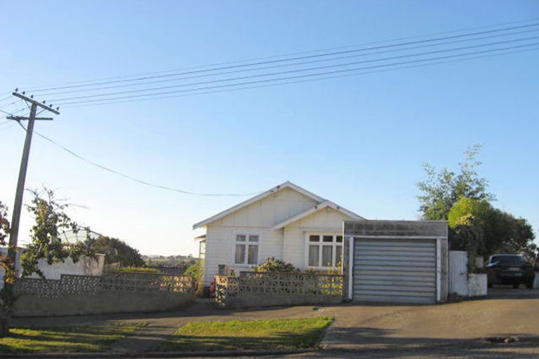 Photo of property in 52 Tamar Street, South Hill, Oamaru, 9400