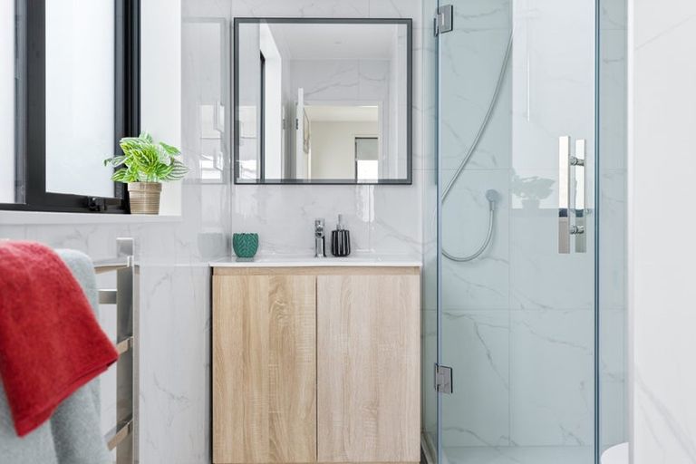 Photo of property in 108d Taikata Road, Te Atatu Peninsula, Auckland, 0610