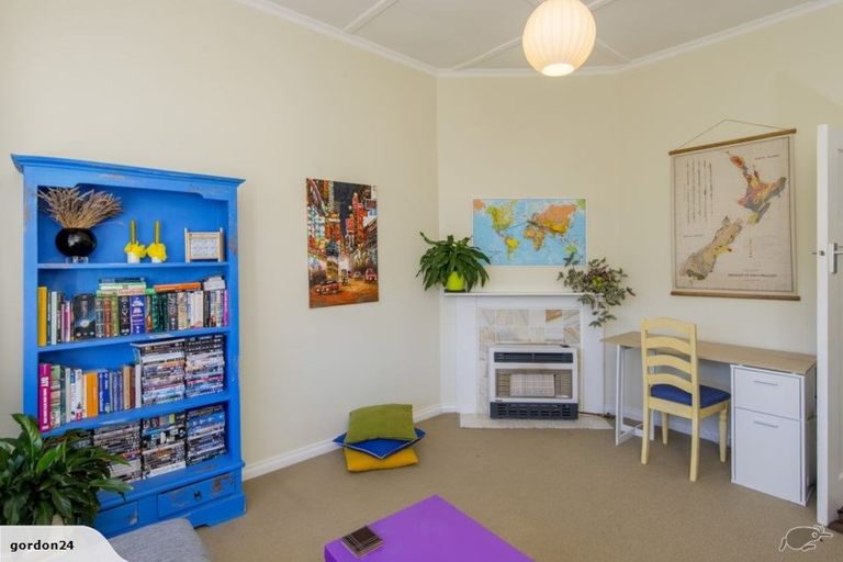 Photo of property in 46 Jackson Street, Island Bay, Wellington, 6023