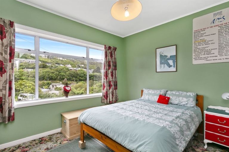 Photo of property in 22 Hathaway Avenue, Karori, Wellington, 6012