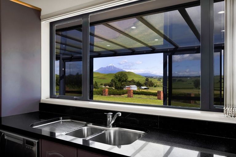 Photo of property in 801 Bird Road, Pukengahu, Stratford, 4393