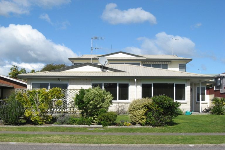 Photo of property in 2/29a Hikurangi Street, Whakatane, 3120