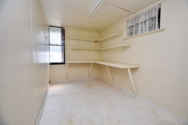 Photo of property in 71 Stanly Street, Eketahuna, 4900