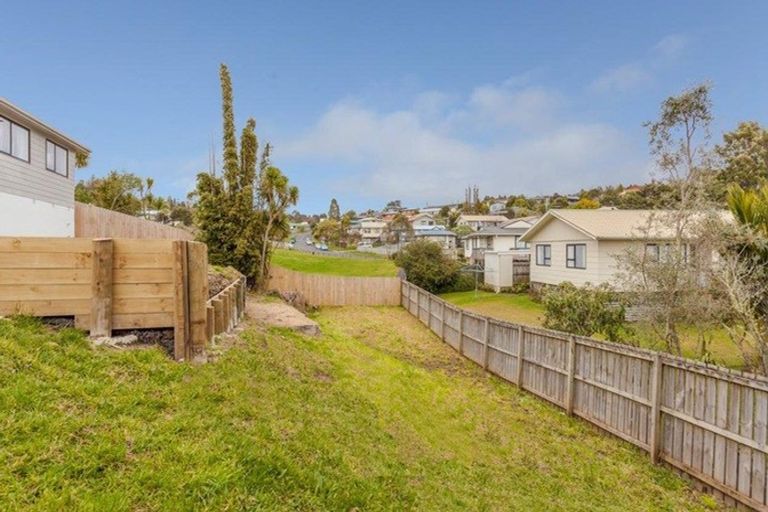 Photo of property in 152 Solar Road, Glen Eden, Auckland, 0602