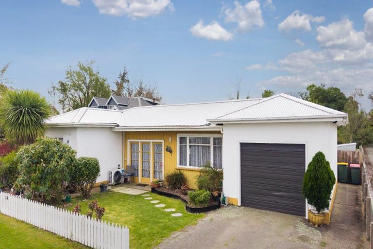 Photo of property in 28 Leonard Street, Waimate, 7924