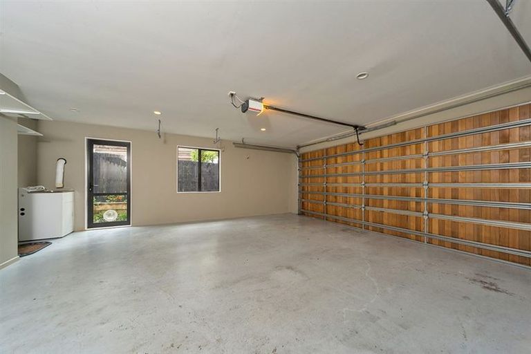 Photo of property in 40a Ngataringa Road, Devonport, Auckland, 0624