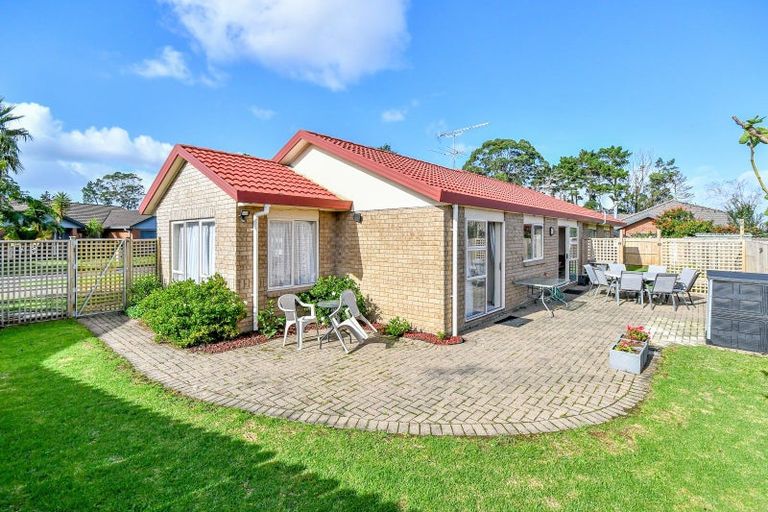 Photo of property in 22 Sheriff Place, Randwick Park, Auckland, 2105