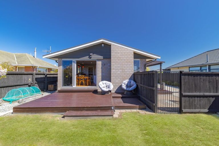 Photo of property in 101 Effingham Street, North New Brighton, Christchurch, 8083