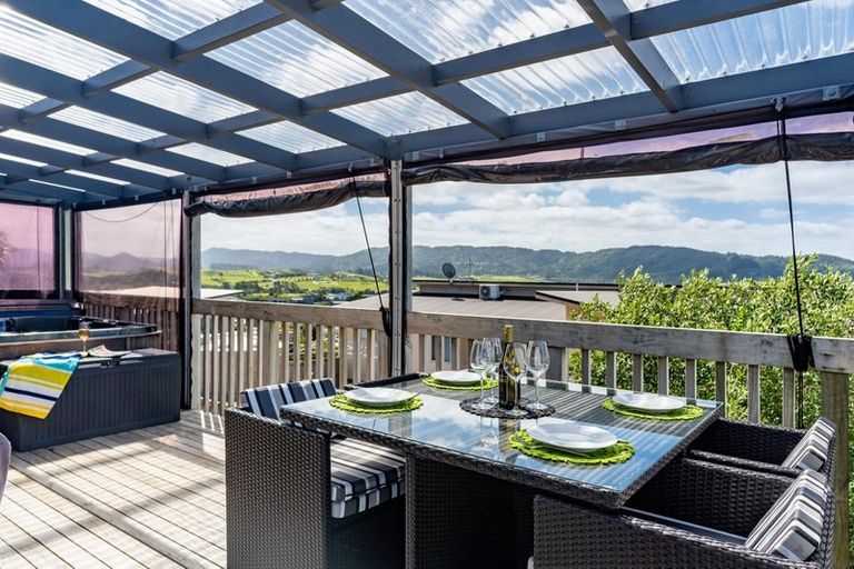 Photo of property in 5 Marram Place, Mangawhai Heads, Mangawhai, 0505