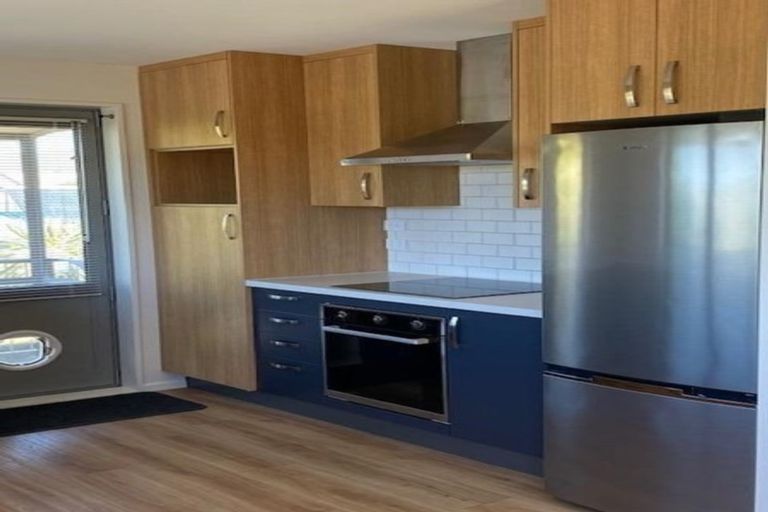 Photo of property in 1/518 Marine Parade, South New Brighton, Christchurch, 8062