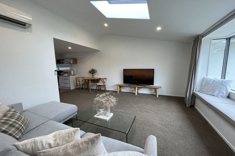 Photo of property in 4/33 Darvel Street, Riccarton, Christchurch, 8011