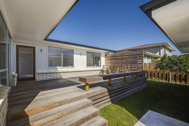 Photo of property in 23 Laurent Place, Greenmeadows, Napier, 4112