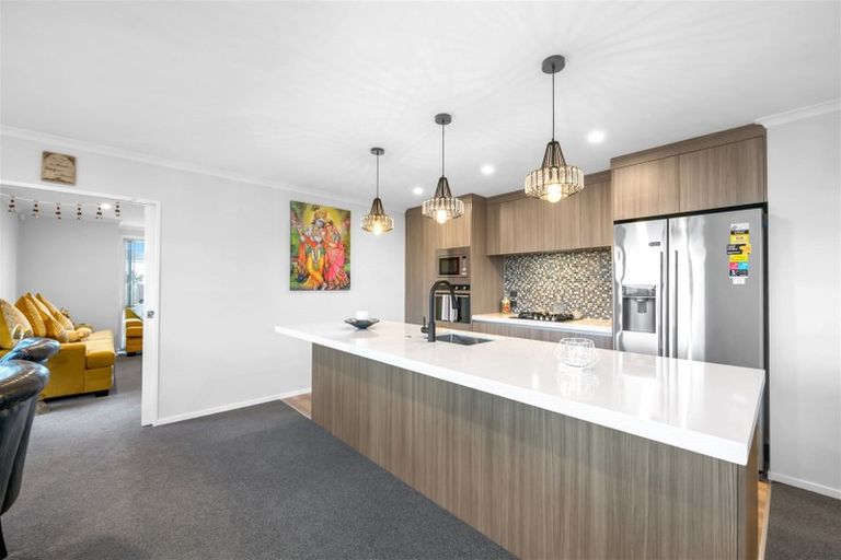 Photo of property in 50 Kauri Heart Avenue, Takanini, 2112