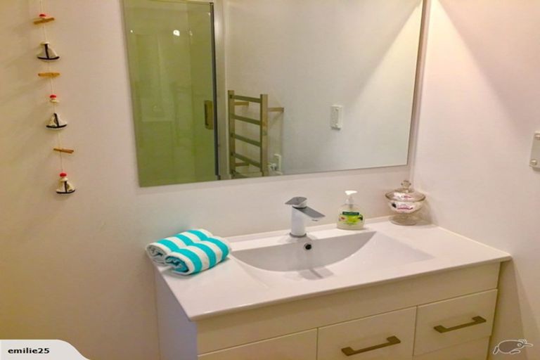 Photo of property in 25 Windmill Road, Mount Eden, Auckland, 1024