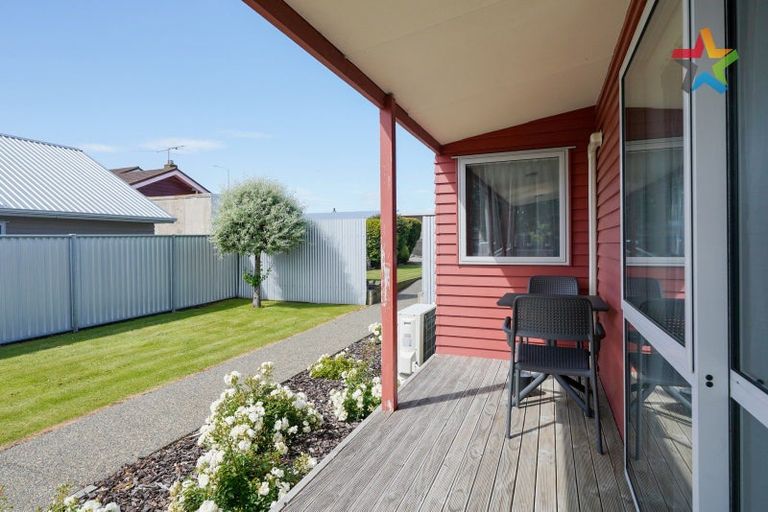 Photo of property in 10a-b Camden Street, Turnbull Thomson Park, Invercargill, 9810