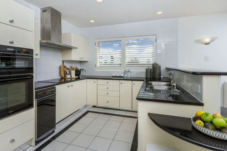 Photo of property in 5/21 Clifton Road, Hauraki, Auckland, 0622