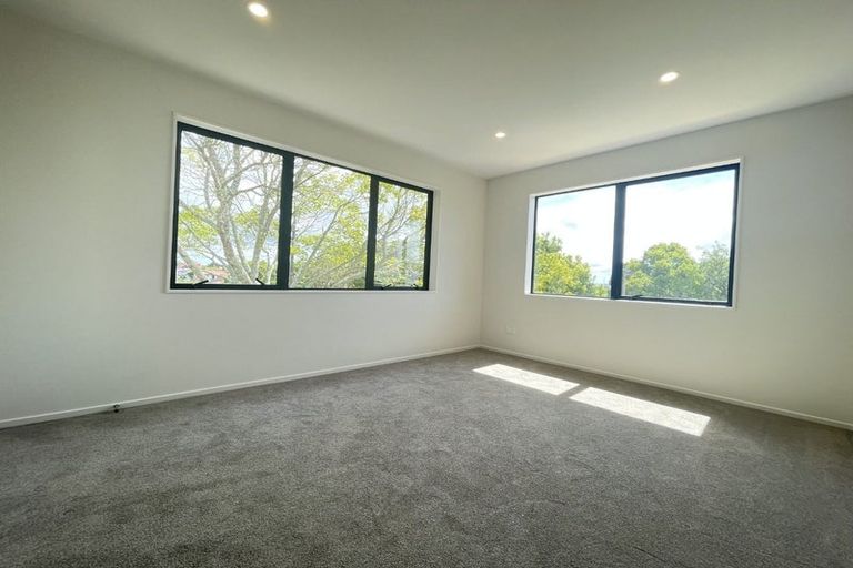 Photo of property in 1c Koromiko Street, New Lynn, Auckland, 0600