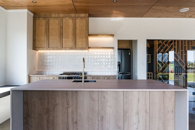 Photo of property in 44 Rangitahi Road, Raglan, 3225