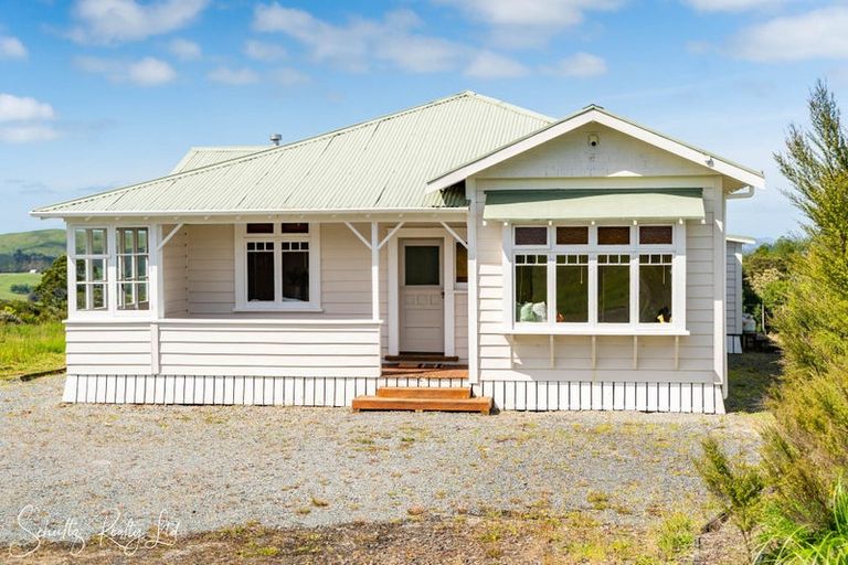 Photo of property in 1713 State Highway 12, Paparoa, 0571