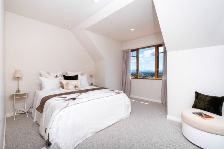 Photo of property in 140 Kopanga Road, Havelock North, 4130