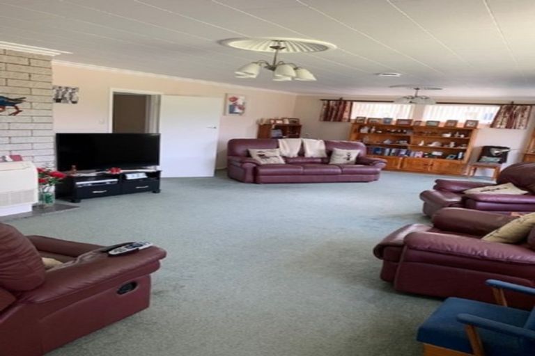 Photo of property in 49 Harris Street, Marton, 4710