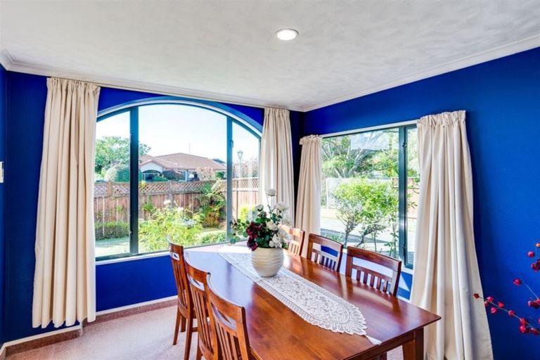 Photo of property in 9 Belgrave Place, Taradale, Napier, 4112