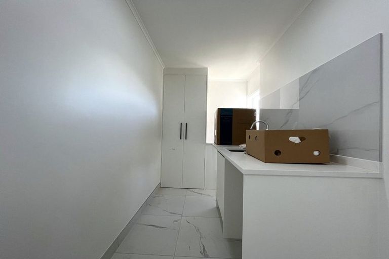 Photo of property in 106 Ti Rakau Drive, Pakuranga, Auckland, 2010