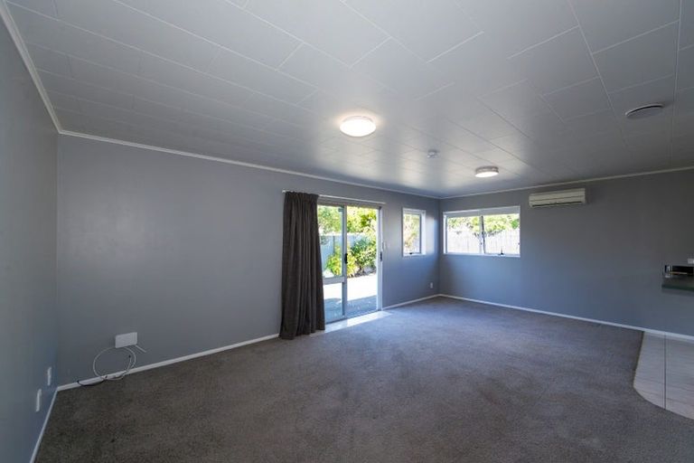 Photo of property in 1/35 Robinson Crescent, Tamatea, Napier, 4112
