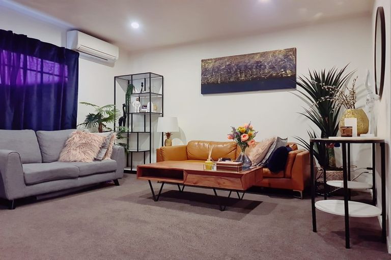 Photo of property in 450 West Coast Road, Glen Eden, Auckland, 0602