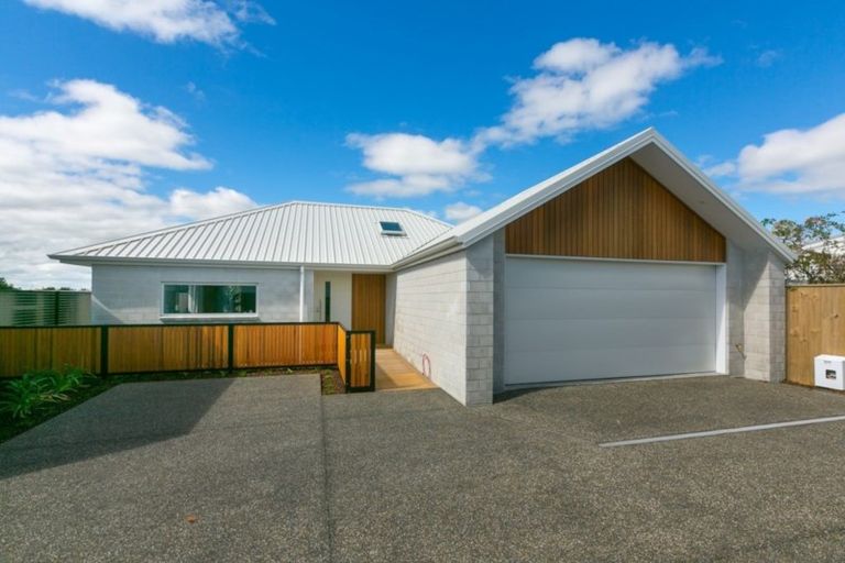 Photo of property in 3b Normanby Street, Fitzroy, New Plymouth, 4312