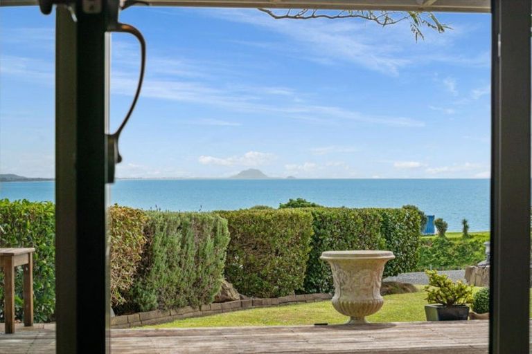 Photo of property in 45 Town Point Road, Maketu, Te Puke, 3189