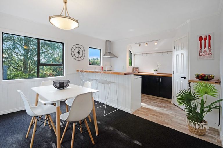 Photo of property in 2/54 Mcdowell Crescent, Hillcrest, Auckland, 0627