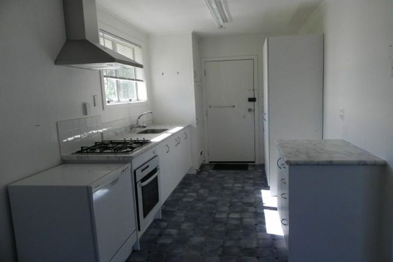 Photo of property in 46 Speargrass Grove, Timberlea, Upper Hutt, 5018