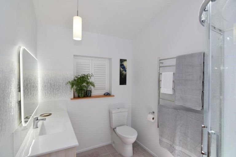 Photo of property in 3 Pine Grove, Tairua, 3508