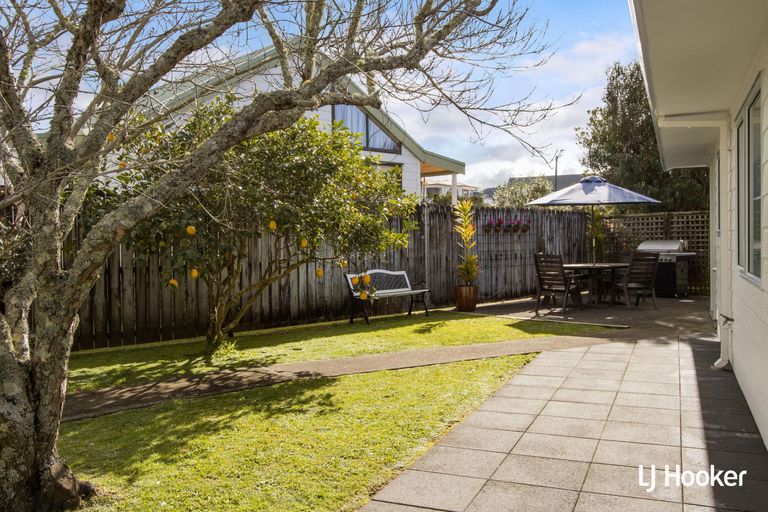 Photo of property in 7 Hereford Place, Waihi Beach, 3611