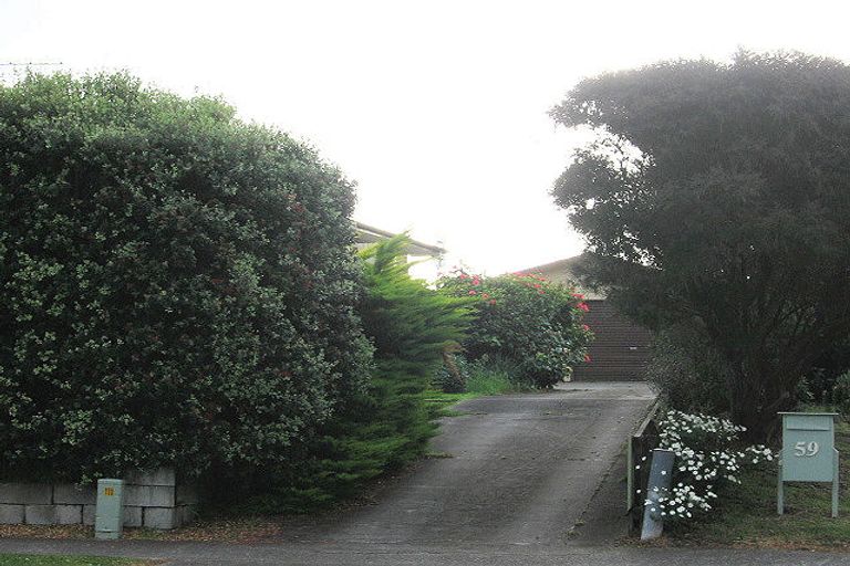 Photo of property in 61 Queens Road, Waikanae Beach, Waikanae, 5036