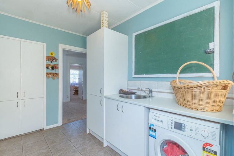 Photo of property in 78 Koputara Road, Himatangi Beach, Foxton, 4891