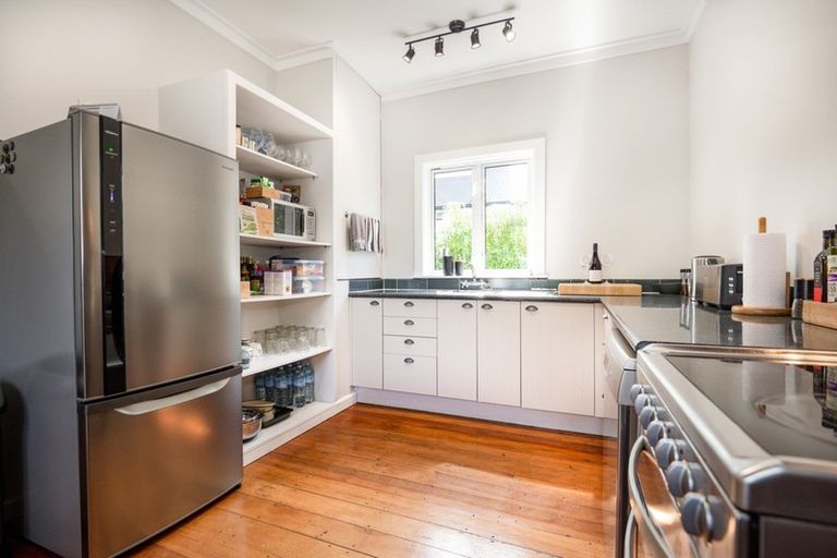 Photo of property in 128 Frederick Street, Mayfair, Hastings, 4122