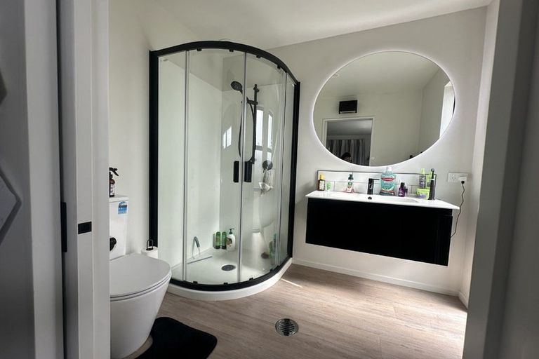 Photo of property in 118a Purchas Street, Edgeware, Christchurch, 8013