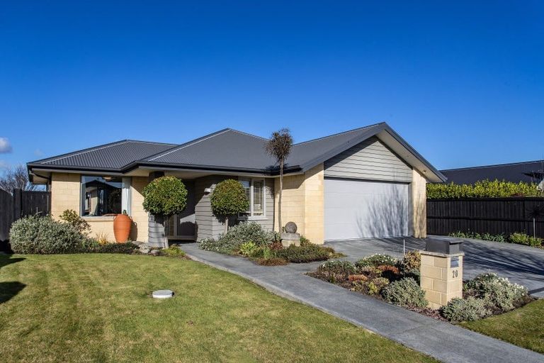 Photo of property in 20 Churchill Drive, Rangiora, 7400