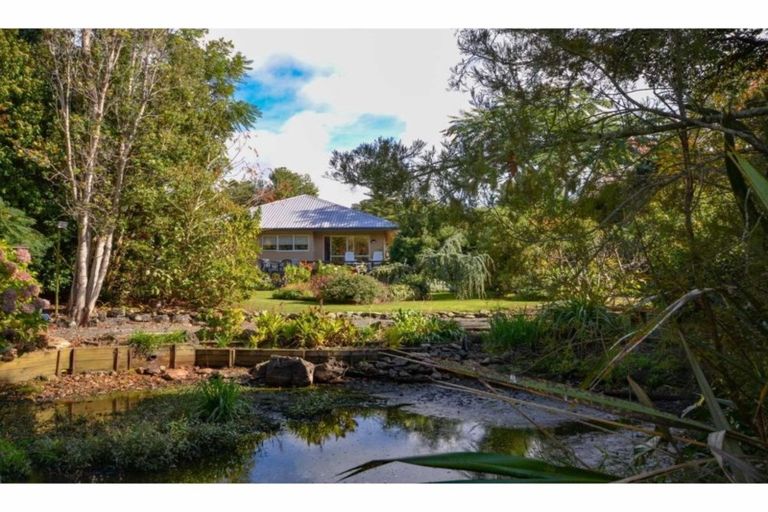 Photo of property in 19 Titoki Place, Kerikeri, 0294