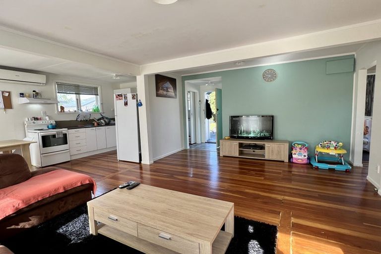 Photo of property in 32 Norrie Street, Bader, Hamilton, 3206