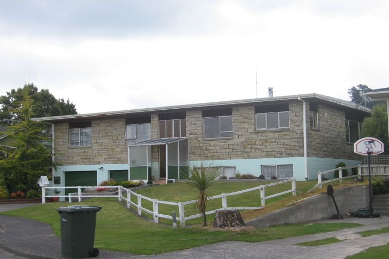 Photo of property in 3 Bata Place, Pomare, Rotorua, 3015