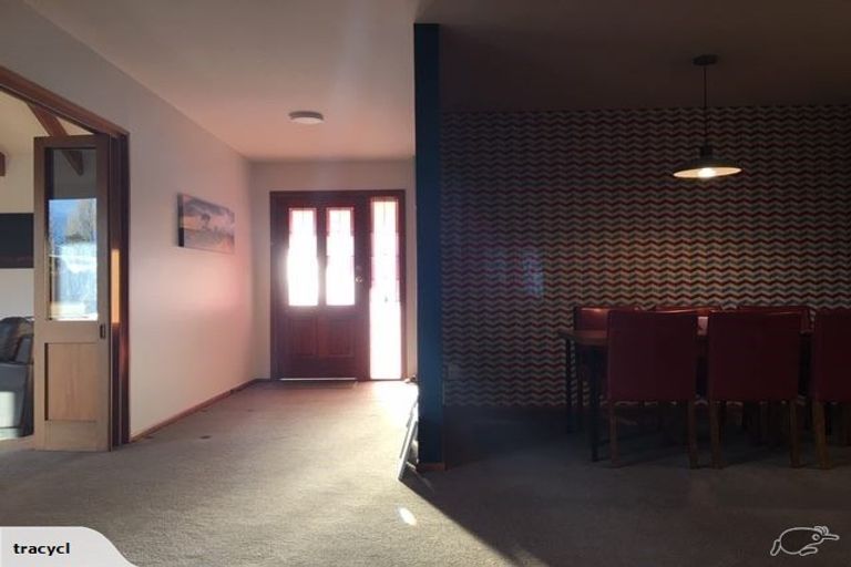 Photo of property in 10 Sunbeam Place, Halswell, Christchurch, 8025