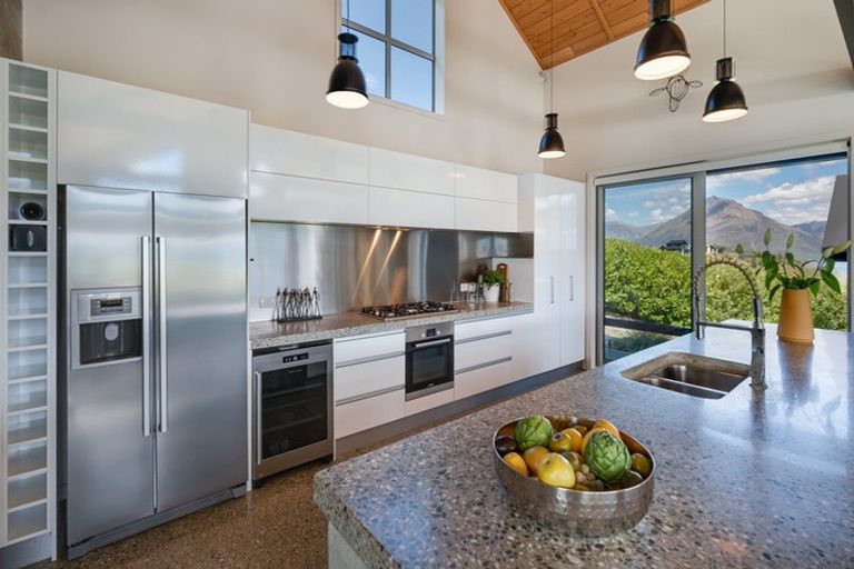 Photo of property in 3 Afton Lane, Jacks Point, Queenstown, 9371