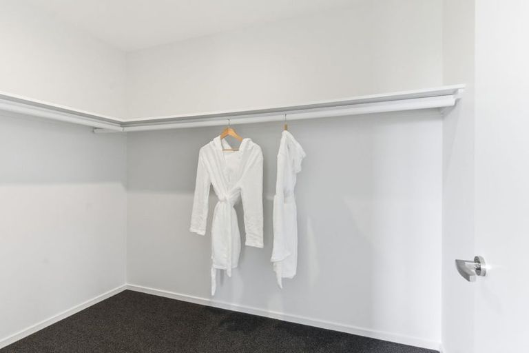 Photo of property in 28 Burnham School Road, Rolleston, 7614