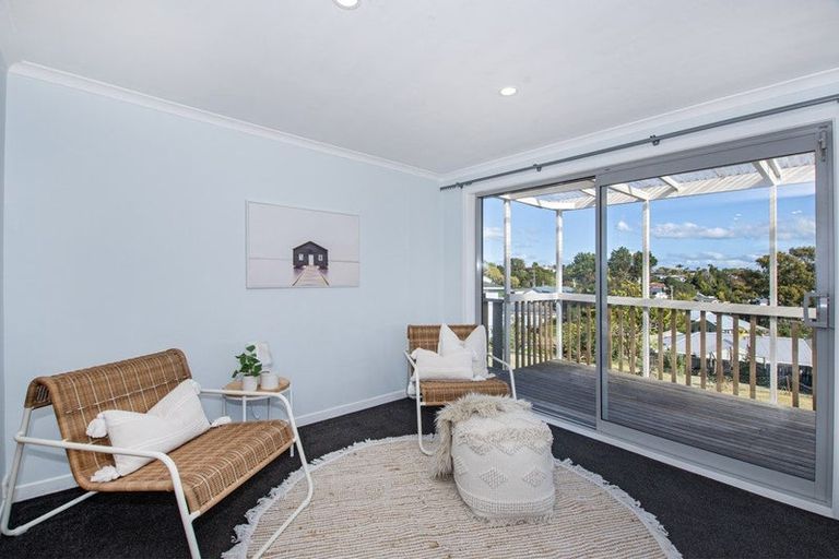 Photo of property in 42 Onerahi Road, Onerahi, Whangarei, 0110