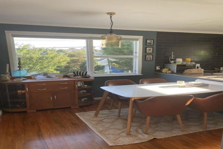 Photo of property in 23 Parsons Street, Vogeltown, New Plymouth, 4310